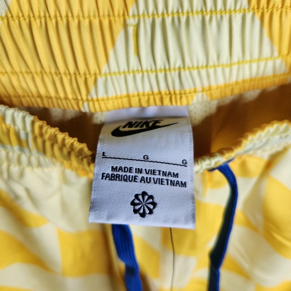 Club America Flow Men's Nike Graphic Soccer Shorts - Picture 6 of 10